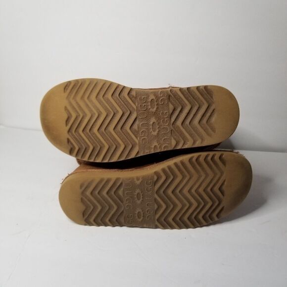UGG Australian boots size 7 tall - Picture 6 of 8